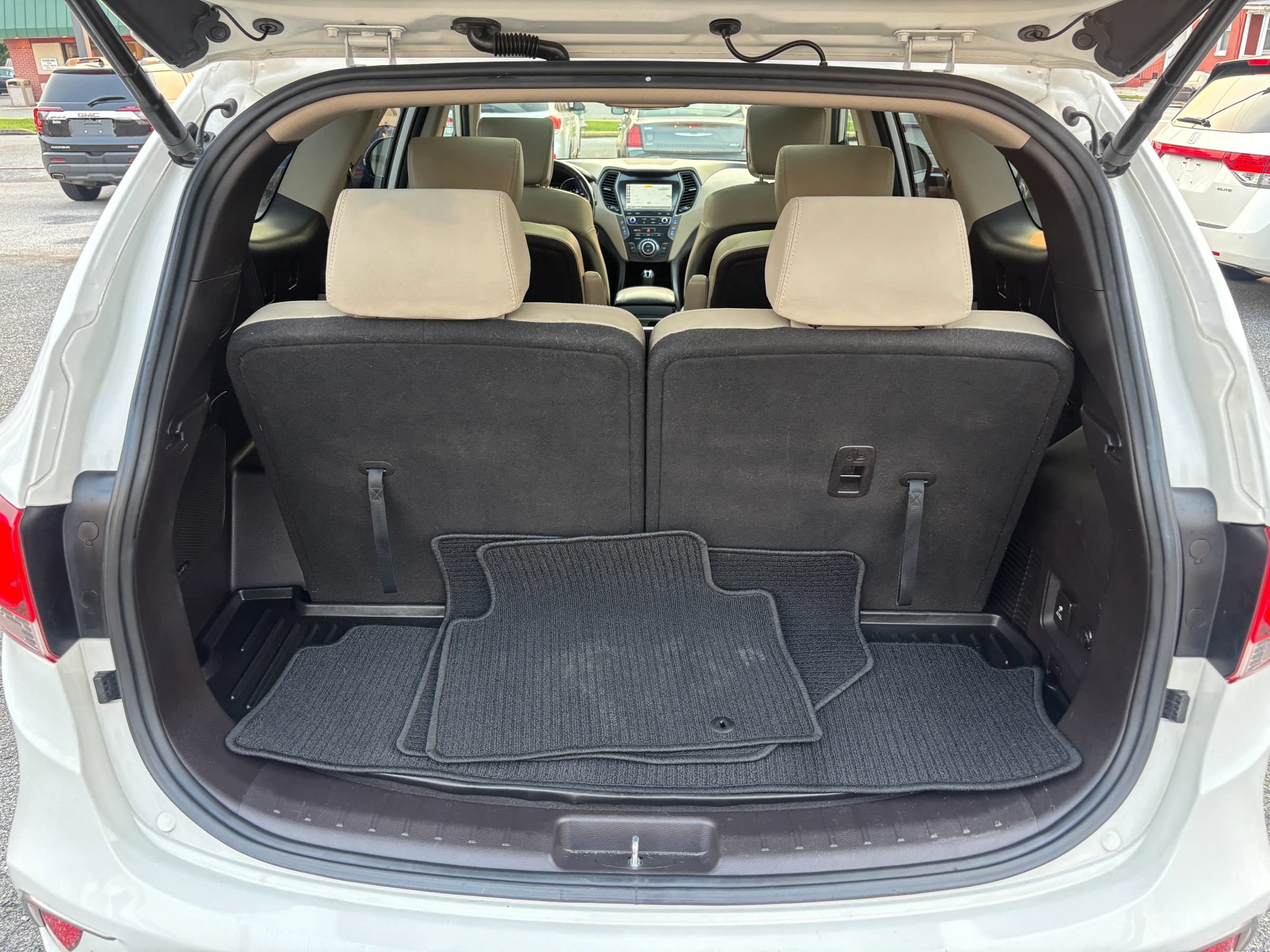 Used 2019 Hyundai Santa Fe XL AWD/4WD image 40