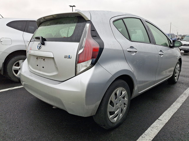Used 2015 Toyota Prius C Two image 5