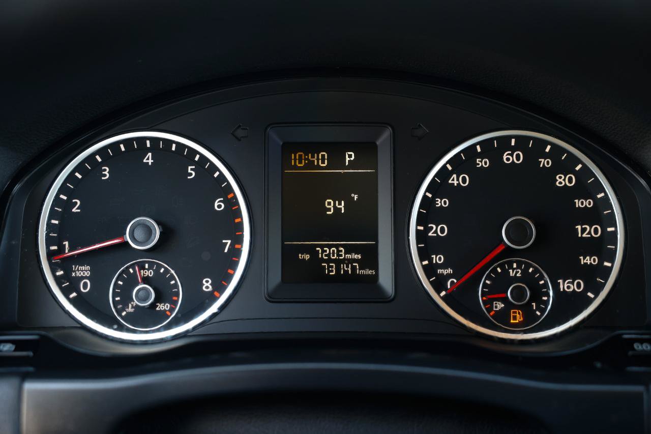 Used 2011 Volkswagen Tiguan S FWD image 26