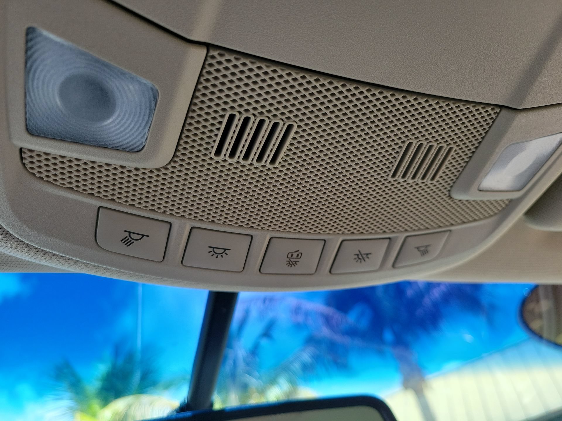 Used 2018 Lincoln MKZ Premiere FWD image 21