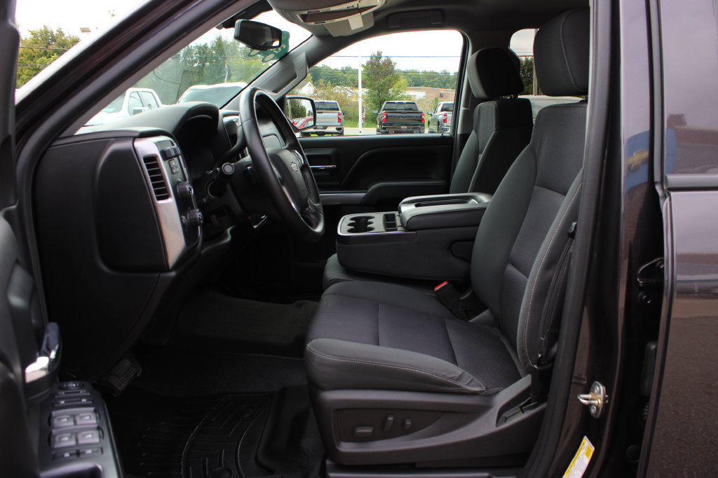 Certified 2016 Chevrolet Silverado 1500 LT w/ All Star Edition AWD/4WD image 10
