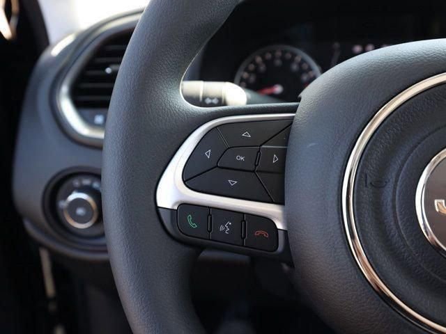 Used 2023 Jeep Renegade Latitude w/ Sun & Fun Group image 26