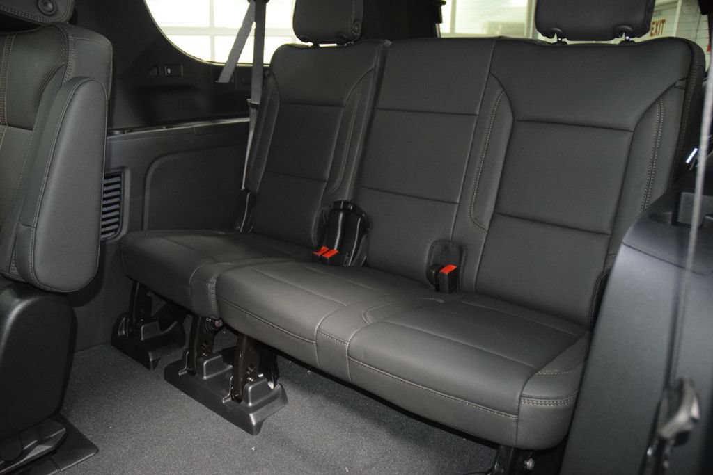 New 2026 Chevrolet Suburban High Country AWD/4WD image 44