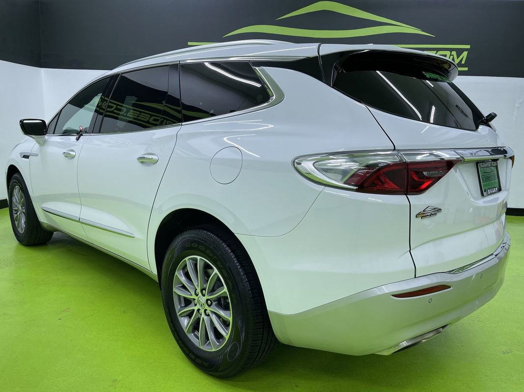 Used 2023 Buick Enclave Essence FWD image 7