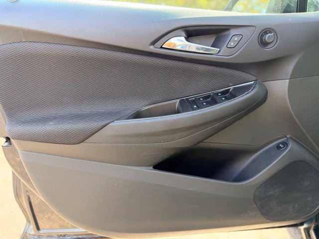 Used 2017 Chevrolet Cruze LT w/ LT Convenience Package FWD image 18