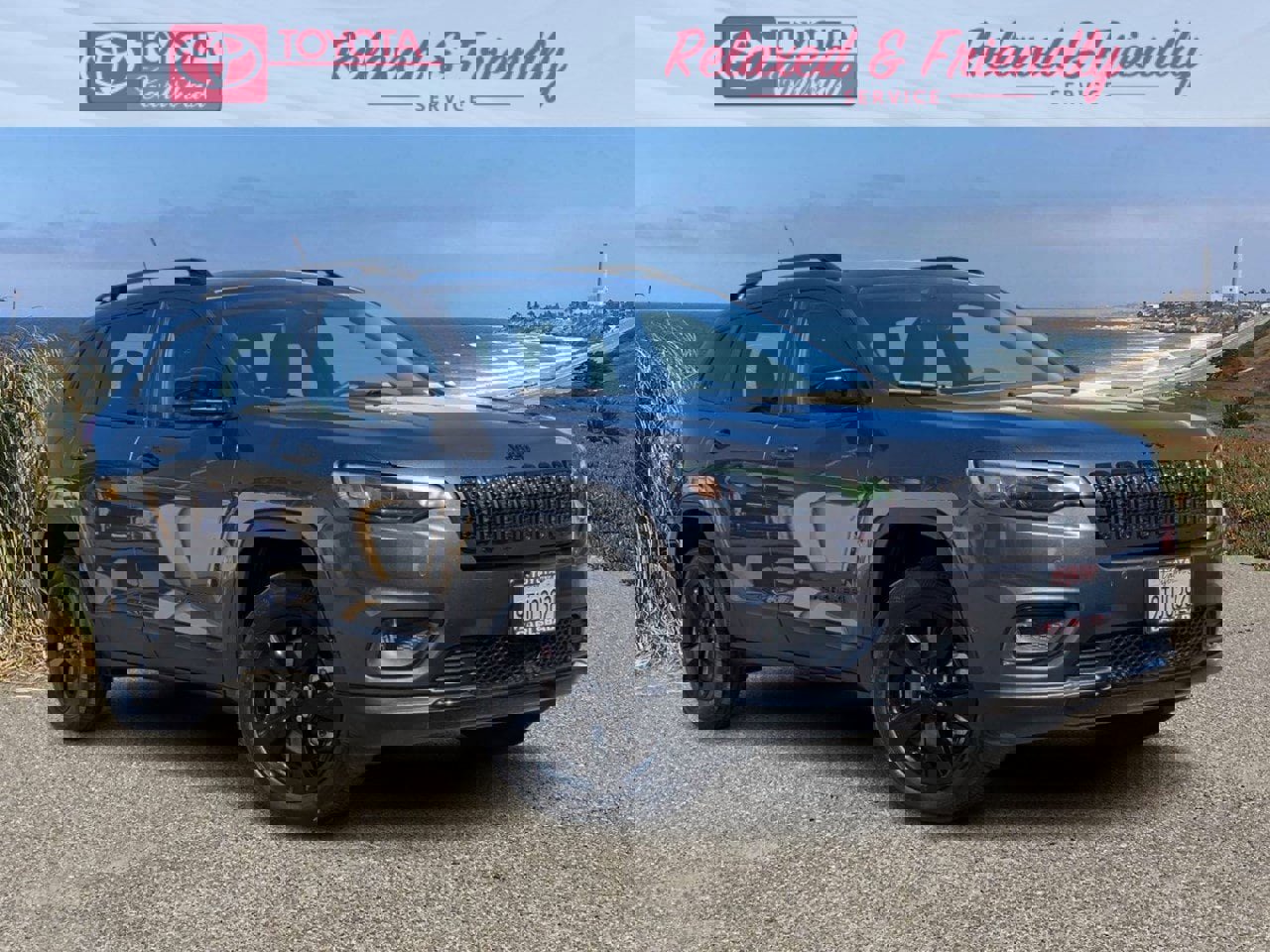 Used 2023 Jeep Cherokee Altitude Lux w/ Lux Elite Package