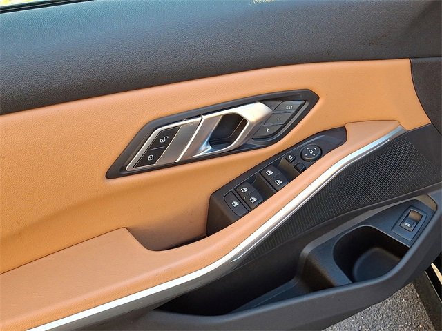 Used 2023 BMW 330i xDrive Sedan w/ Premium Package image 12