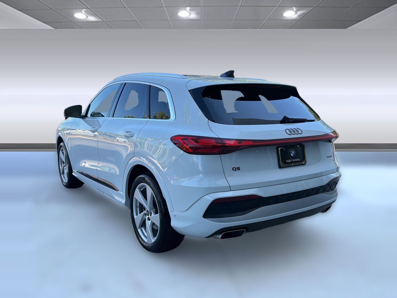 Used 2025 Audi Q5 Prestige AWD/4WD image 3