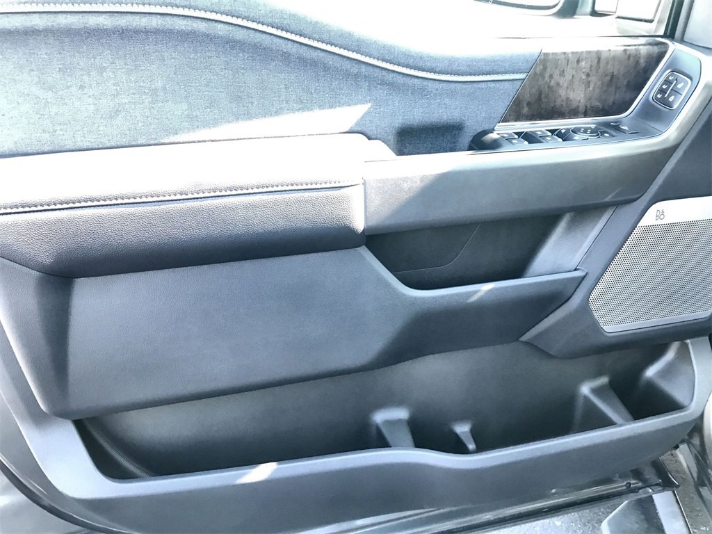 New 2026 Ford F250 Lariat w/ Chrome Package image 13