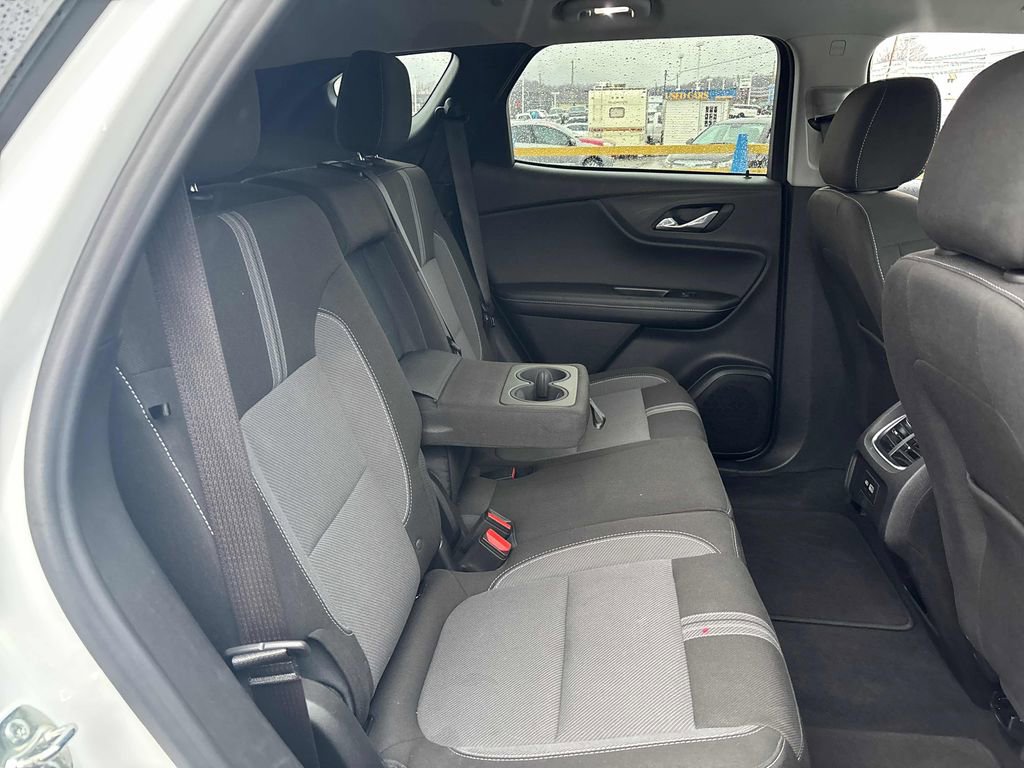 Used 2025 Chevrolet Blazer LT image 27