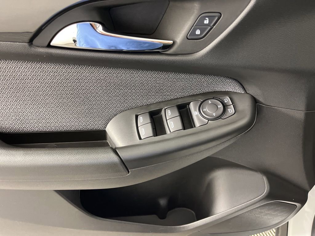 Certified 2025 Chevrolet TrailBlazer LT FWD image 24