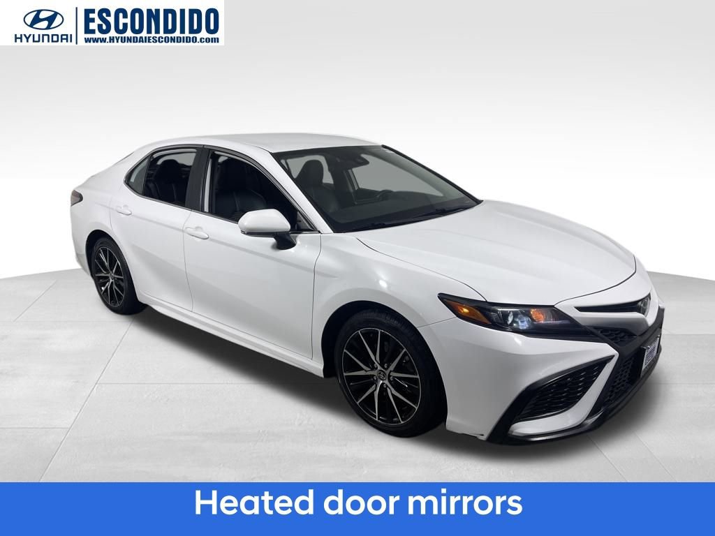 Used 2023 Toyota Camry SE image 8