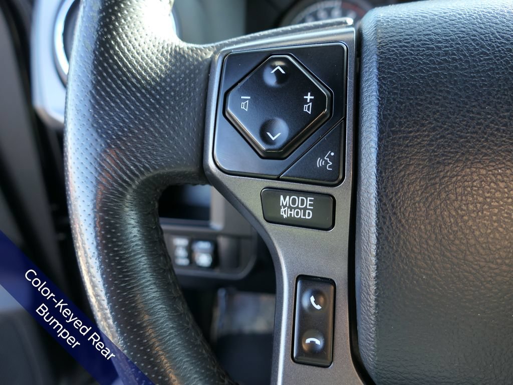 Used 2017 Toyota Tacoma TRD Off-Road AWD/4WD image 16