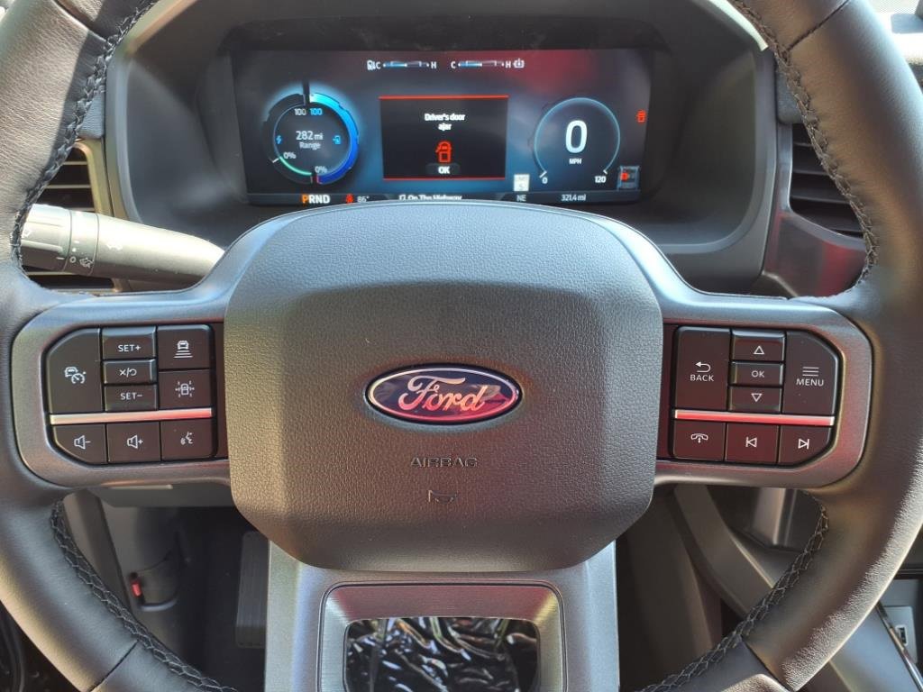 New 2025 Ford F150 Lightning Lariat image 25