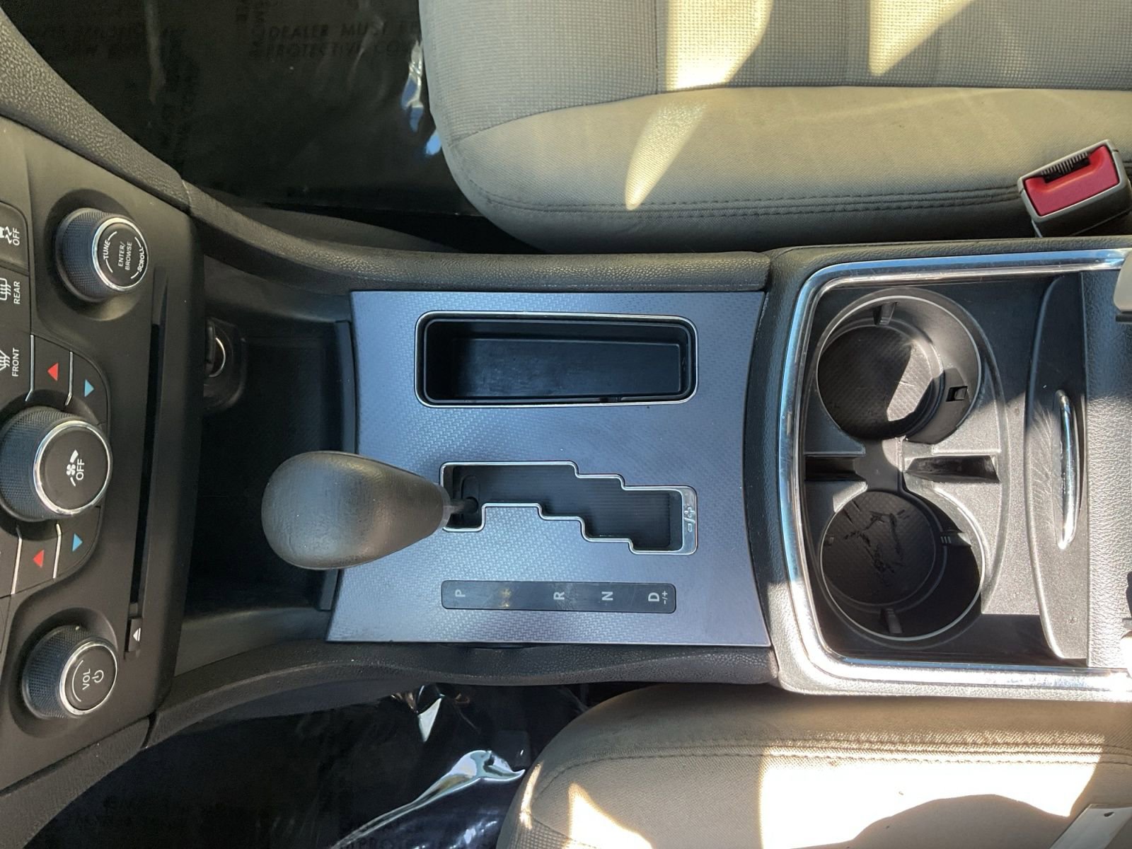 Used 2014 Dodge Charger SE RWD image 26