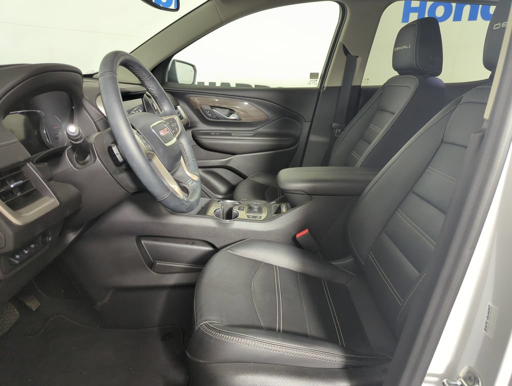 Used 2024 GMC Terrain Denali AWD/4WD image 7