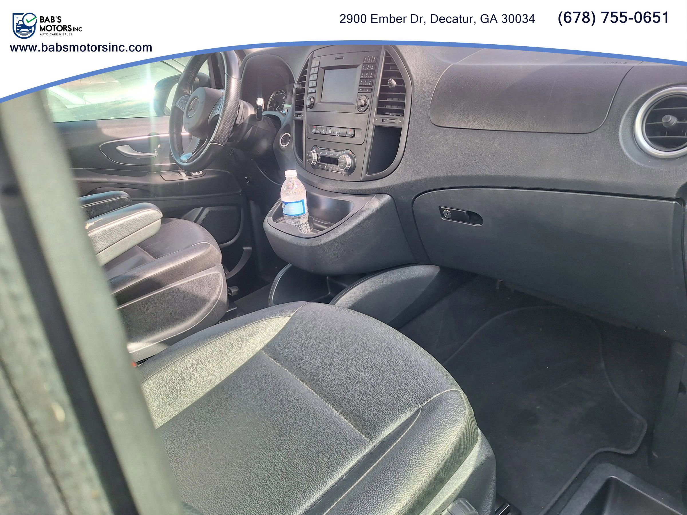Used 2005 Chevrolet Suburban LT w/ Preferred Equipment Group RWD image 6