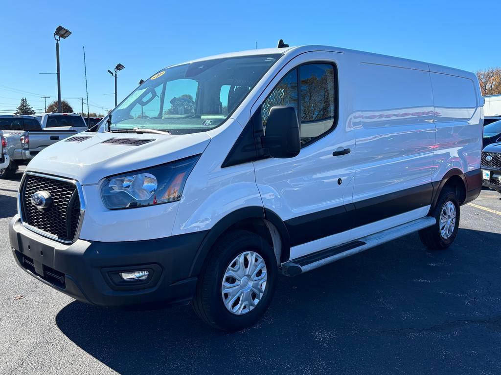 Used 2024 Ford Transit 250 Low Roof w/ Exterior Upgrade Package image 3