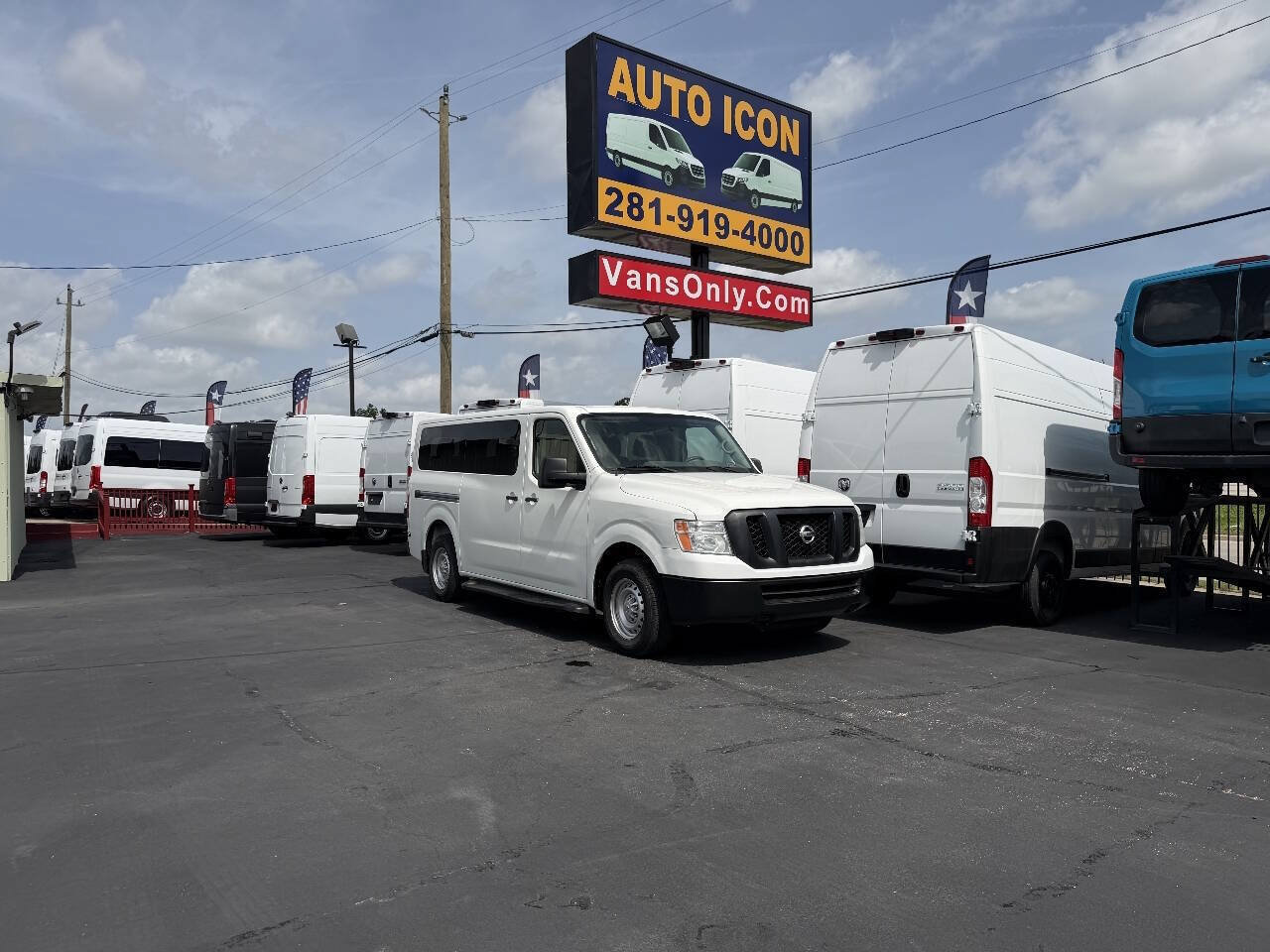 Used 2018 Nissan NV 3500 S RWD image 35