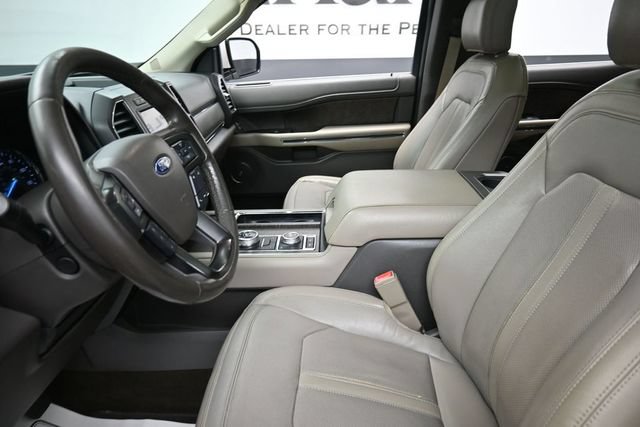 Used 2019 Ford Expedition Max Limited w/ Equipment Group 302A AWD/4WD image 16