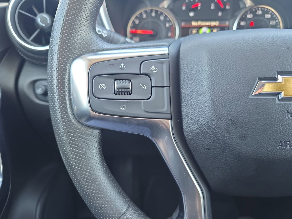 Used 2025 Chevrolet Blazer LT AWD/4WD image 17