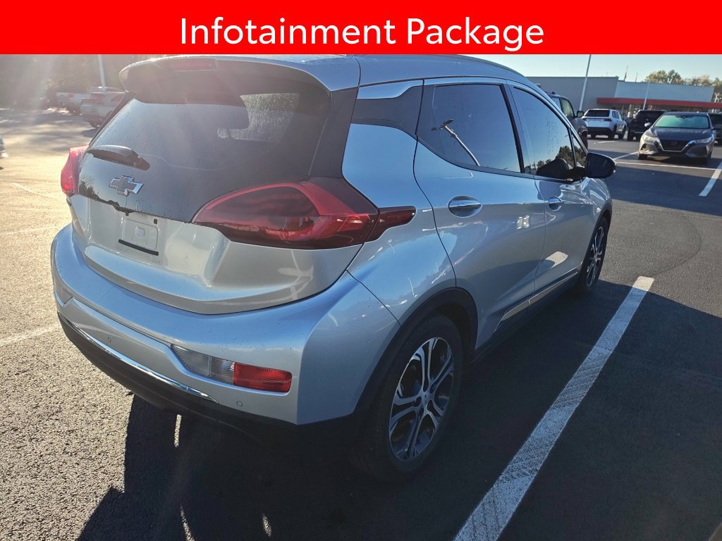 Used 2020 Chevrolet Bolt Premier w/ Infotainment Package FWD image 4