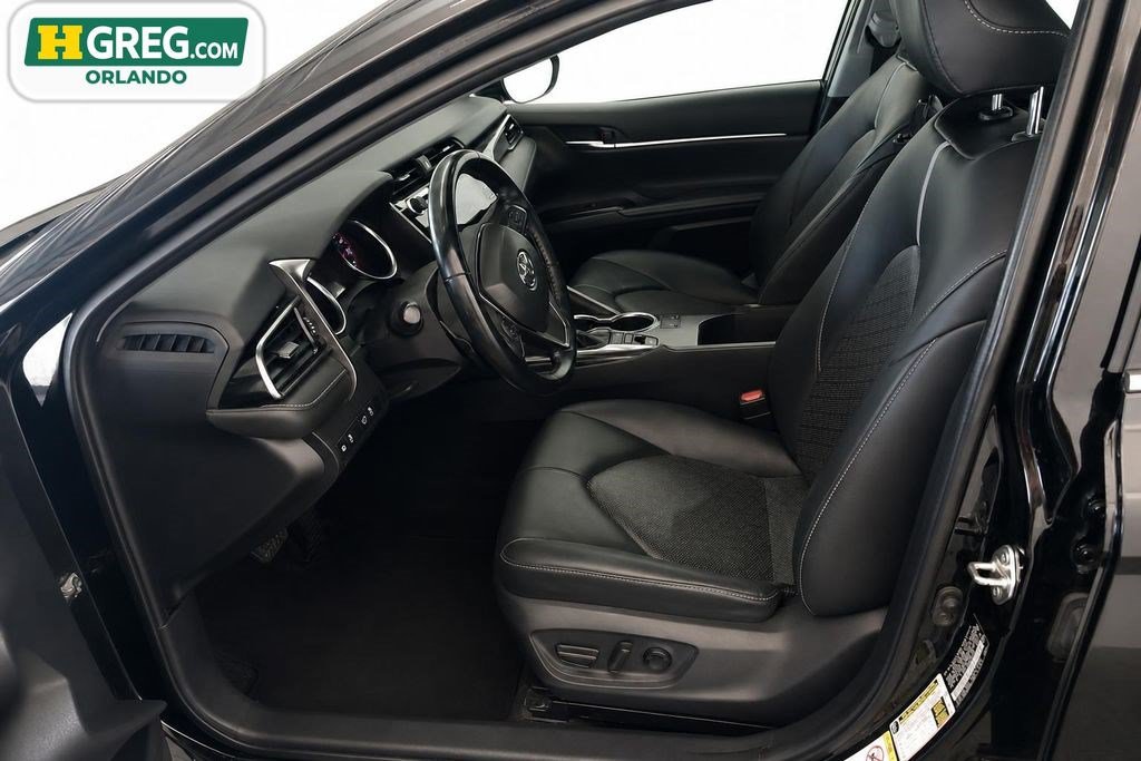 Used 2019 Toyota Camry XSE FWD image 8