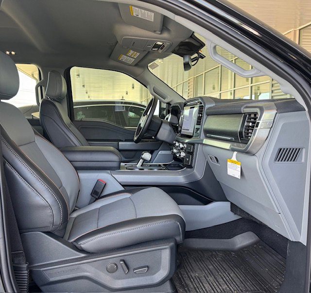 New 2025 Ford F150 Lariat w/ Equipment Group 501A Mid image 7