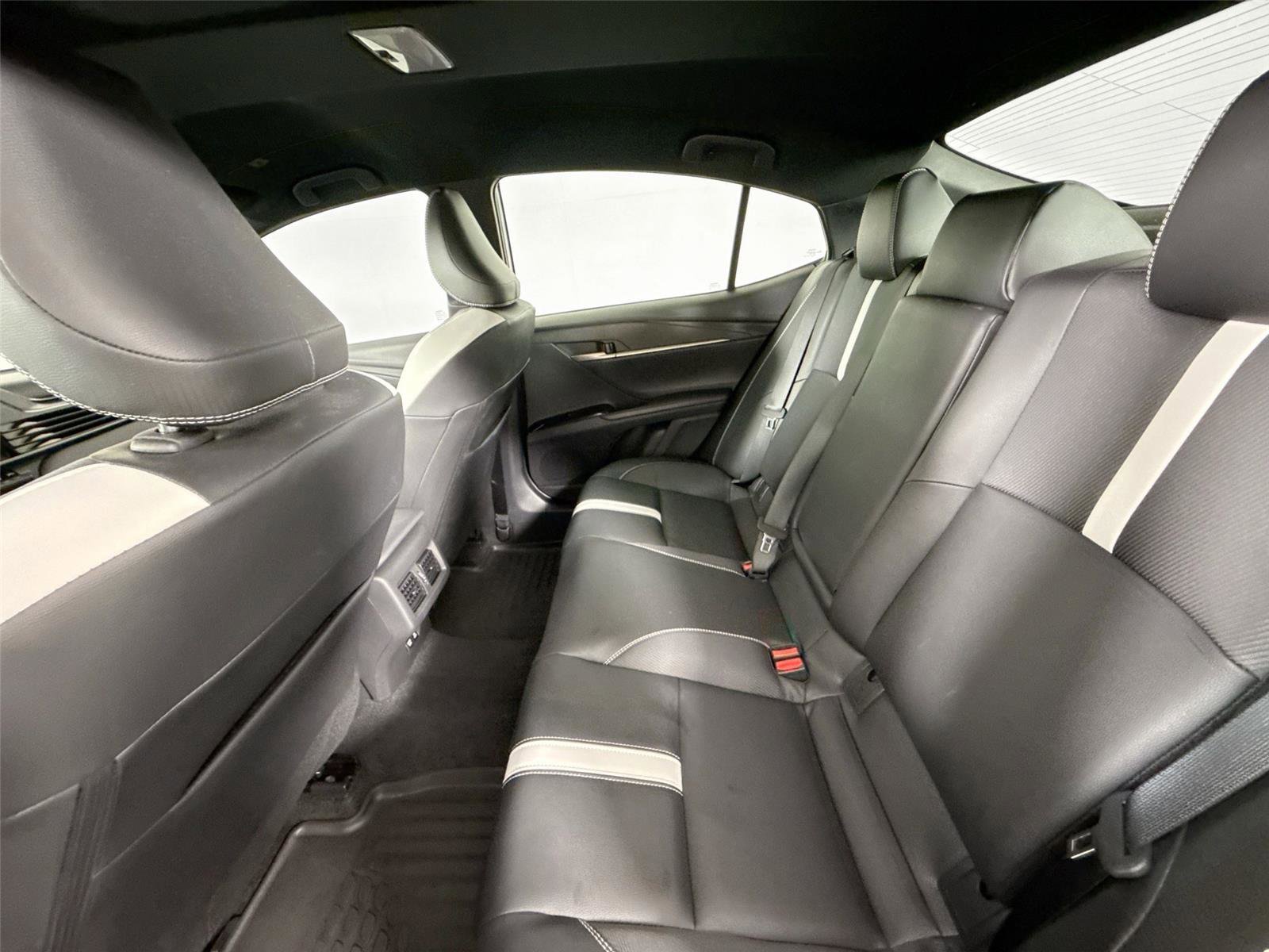 Certified 2025 Toyota Camry SE w/ Convenience Package image 32