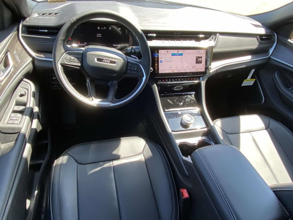 New 2026 Jeep Grand Cherokee L Limited w/ Limited Altitude Package RWD image 36