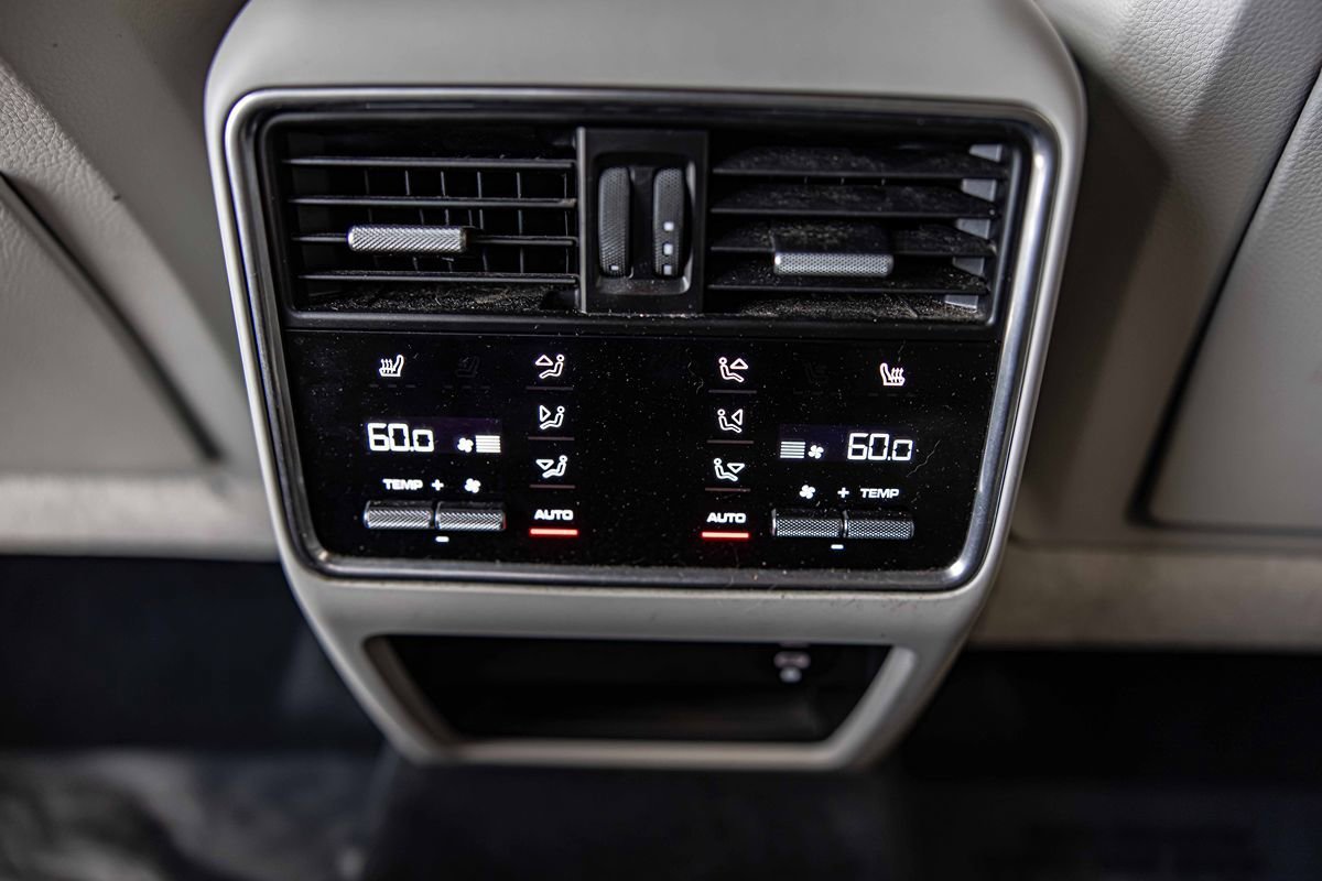 Used 2021 Porsche Cayenne E-Hybrid AWD/4WD image 37