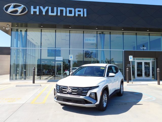 New 2026 Hyundai Tucson SE