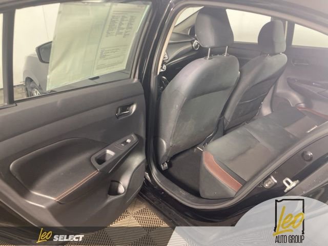 Used 2020 Nissan Versa SR w/ Convenience Package image 19