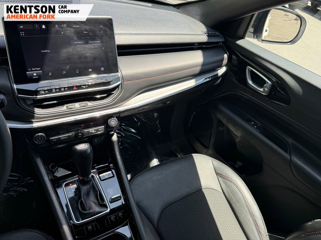 Used 2023 Jeep Compass Trailhawk image 25