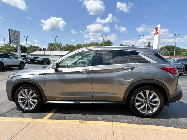 Used 2021 INFINITI QX50 Luxe FWD image 6