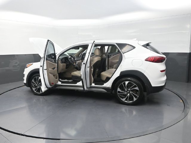 Used 2021 Hyundai Tucson Sport FWD image 34