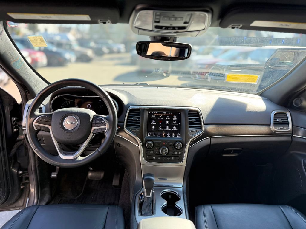 Used 2018 Jeep Grand Cherokee Limited image 15