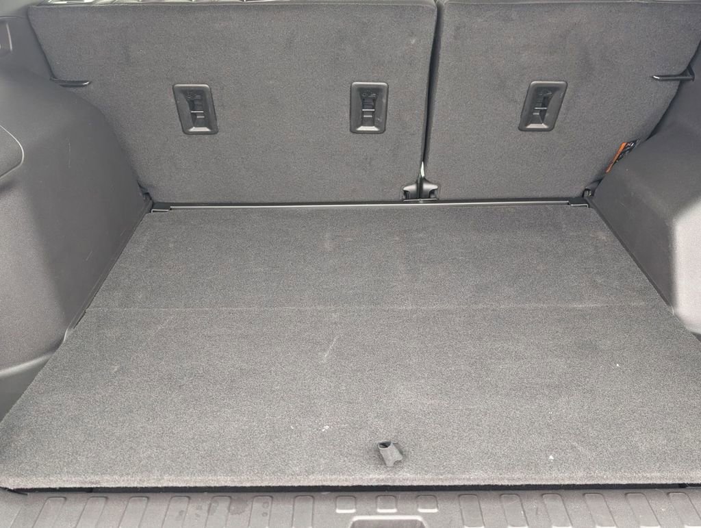 Used 2024 Chevrolet Equinox LS image 17
