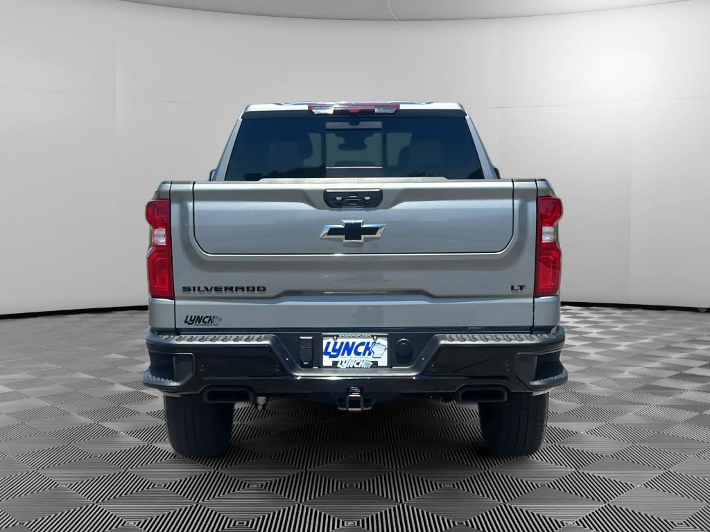 Used 2025 Chevrolet Silverado 1500 LT Trail Boss w/ LT Trail Boss Premium Package AWD/4WD image 3