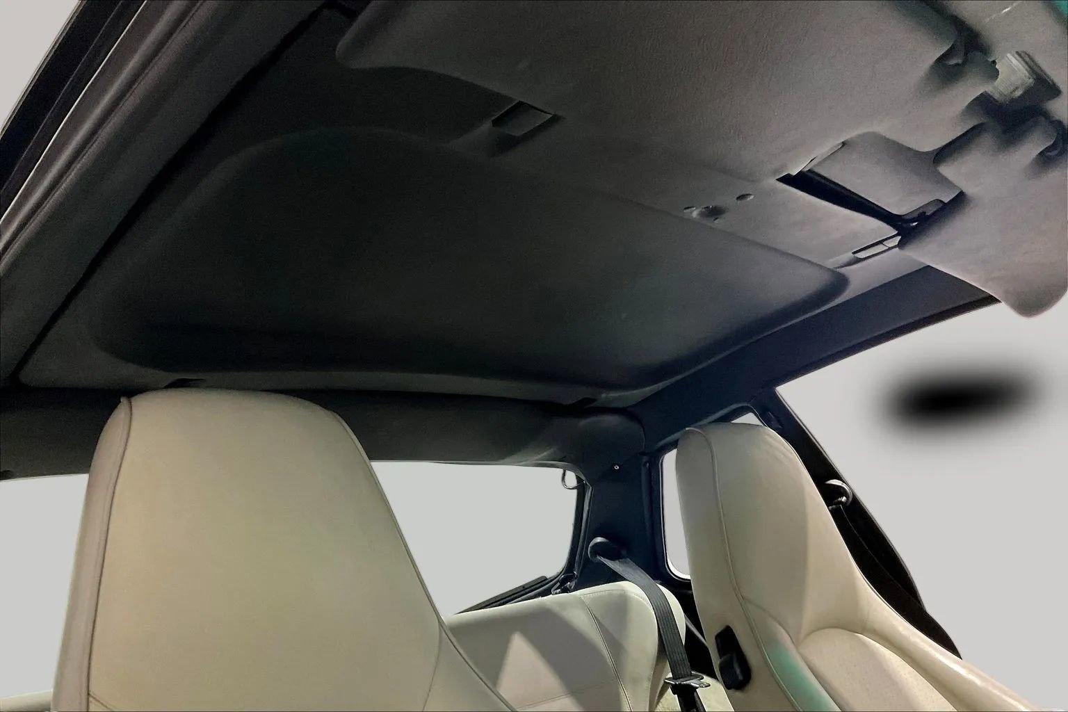 Used 1989 Porsche 944 S2 image 25