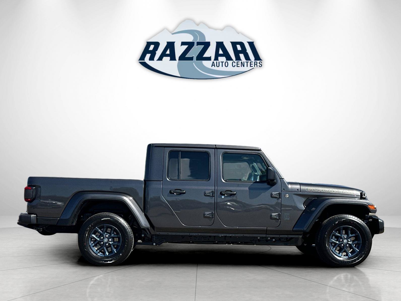 New 2026 Jeep Gladiator Sport AWD/4WD image 2