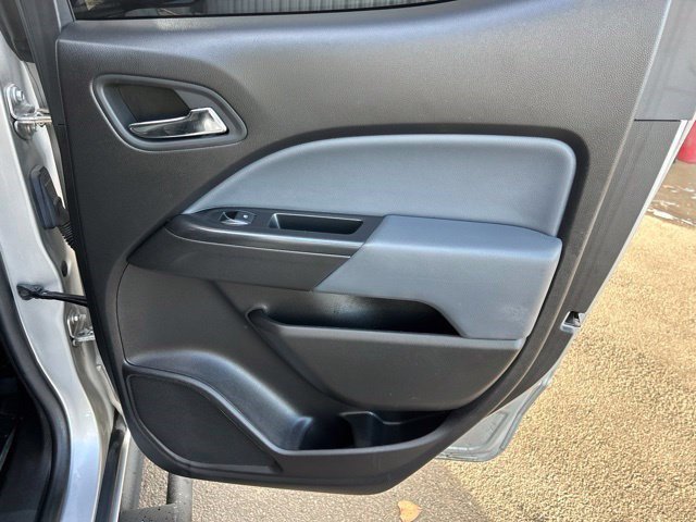 Used 2015 Chevrolet Colorado Z71 RWD image 46