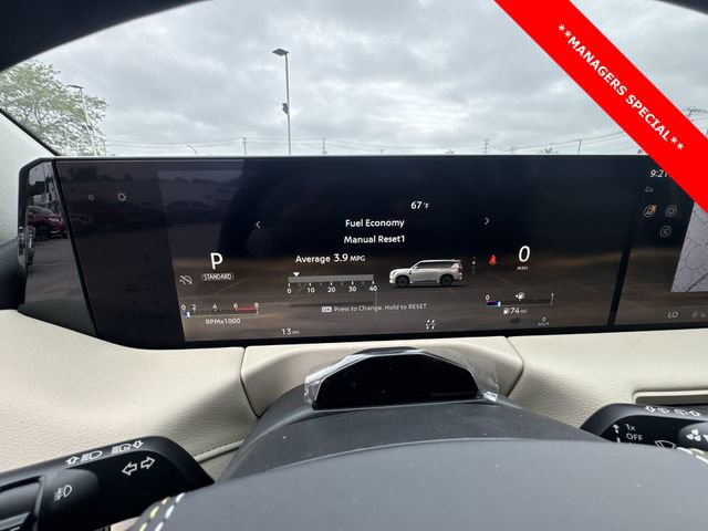 New 2025 Nissan Armada Platinum Reserve image 15