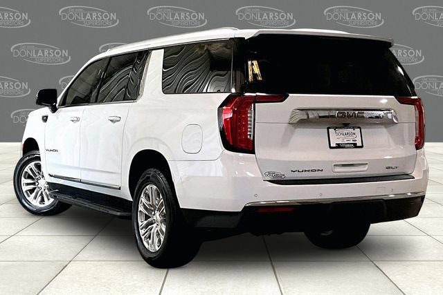 Used 2022 GMC Yukon XL SLT w/ SLT Premium Package AWD/4WD image 5