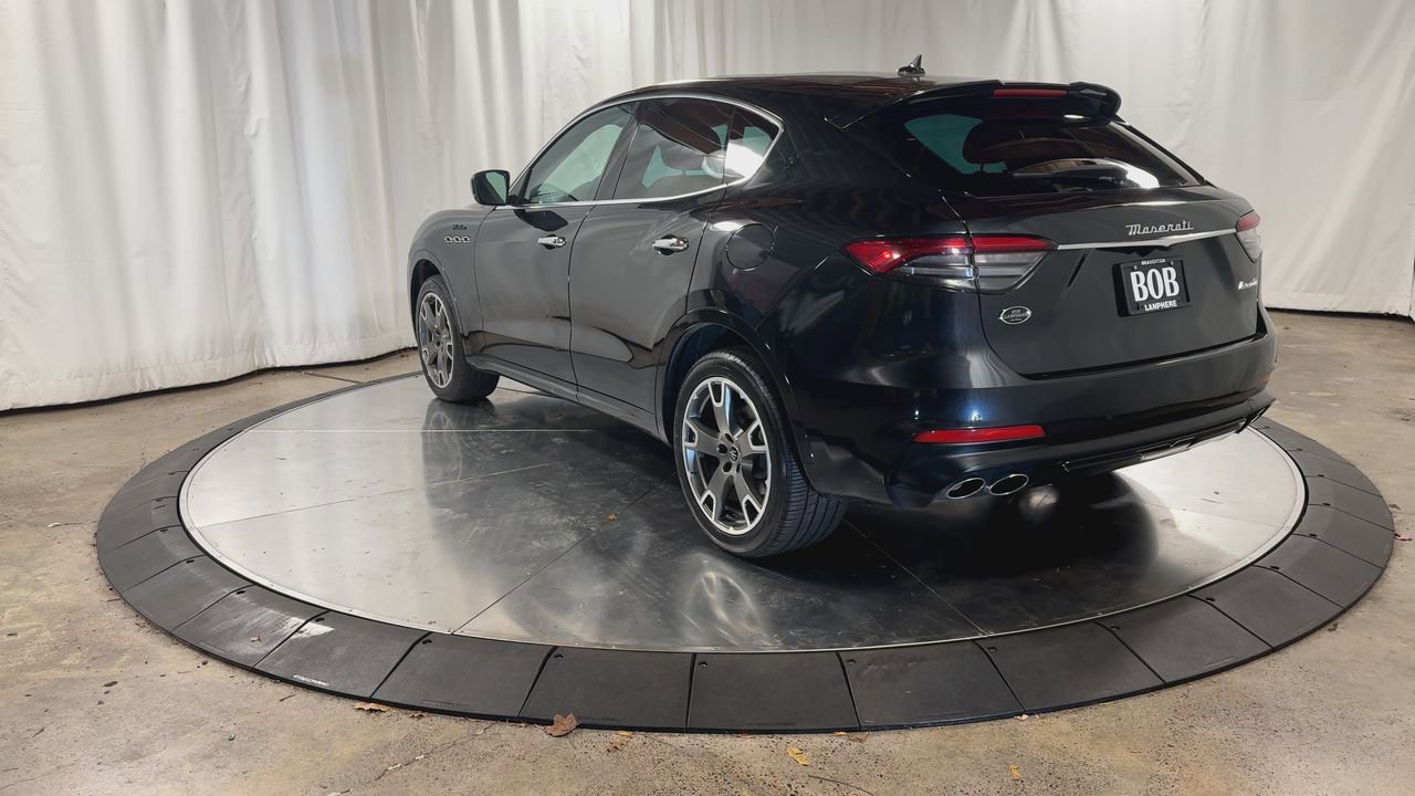 Used 2023 Maserati Levante Modena image 8