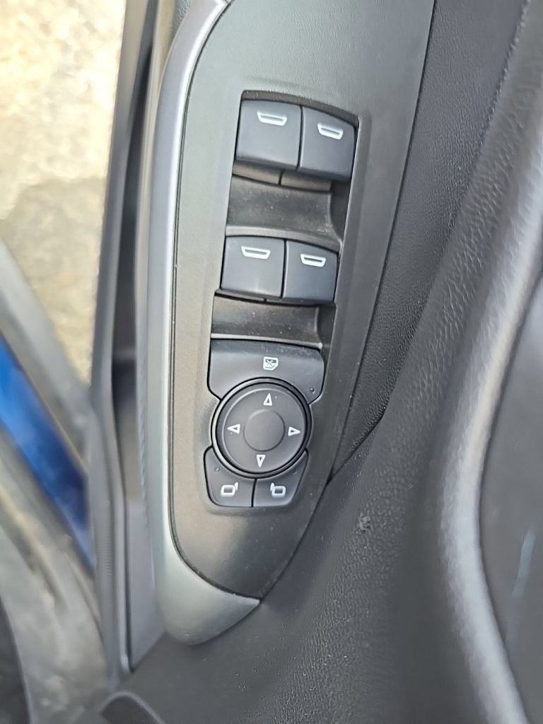 Certified 2024 Chevrolet Trax LS w/ LS Convenience Package FWD image 12