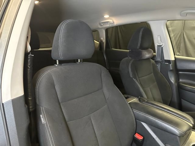 Used 2018 Nissan Murano SV AWD/4WD image 16