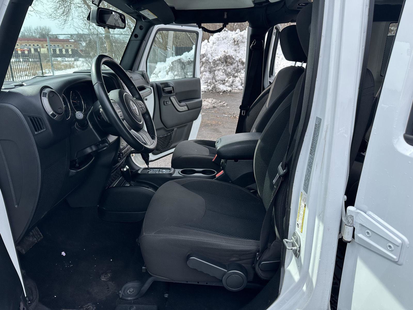 Used 2017 Jeep Wrangler Unlimited Sport image 9