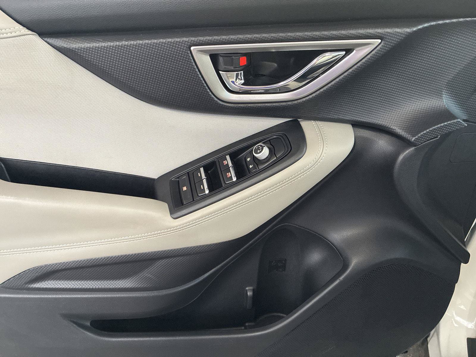 Used 2019 Subaru Forester Premium AWD/4WD image 17