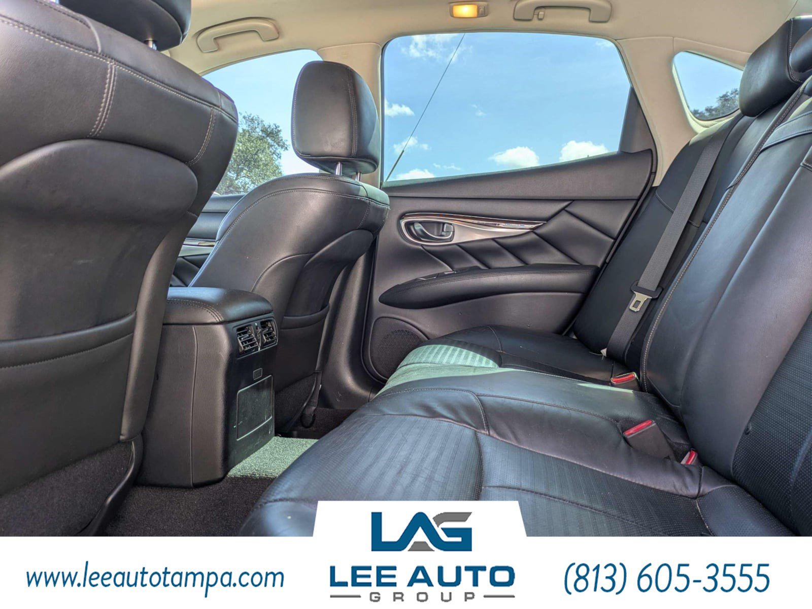 Used 2012 INFINITI M37 w/ Sport Pkg RWD image 13